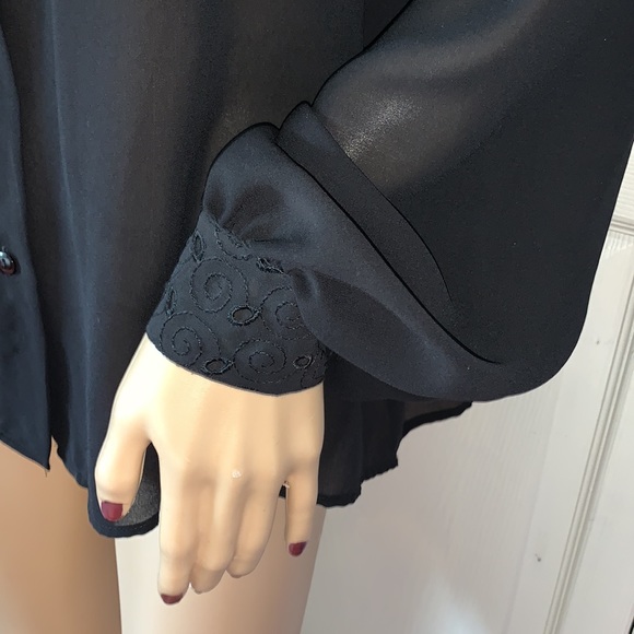 Vtg black mandarin collar eyelet trim France button down Secretary blouse M - Picture 3 of 15